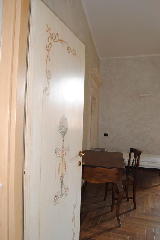 B&B Palazzo Cappa LʼAquila Екстериор снимка