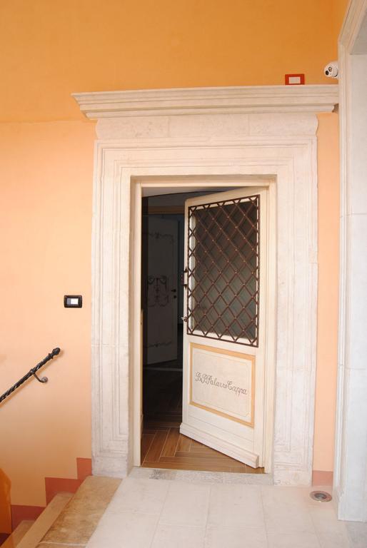B&B Palazzo Cappa LʼAquila Екстериор снимка