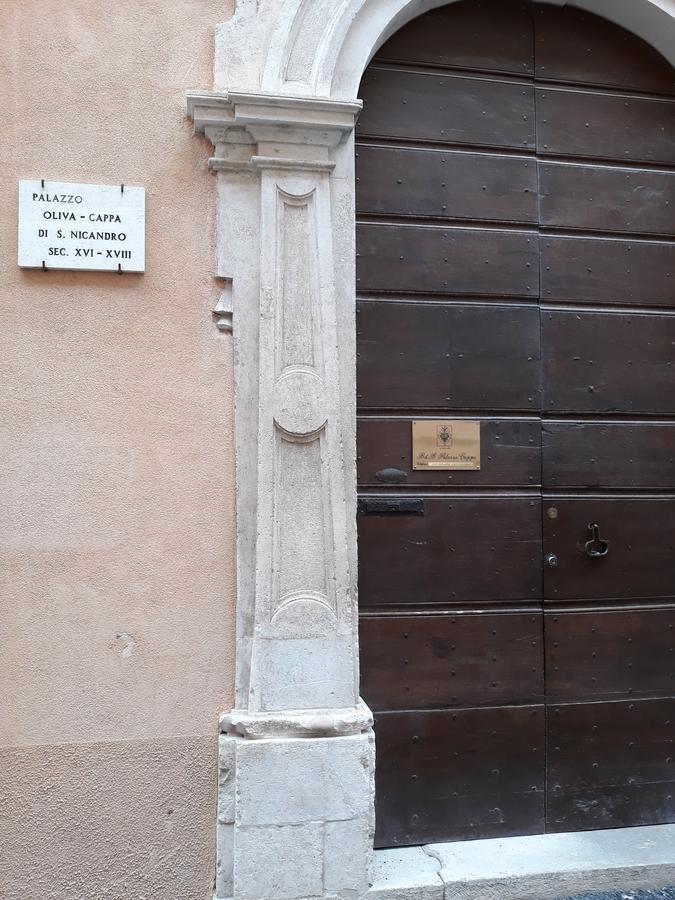 B&B Palazzo Cappa LʼAquila Екстериор снимка