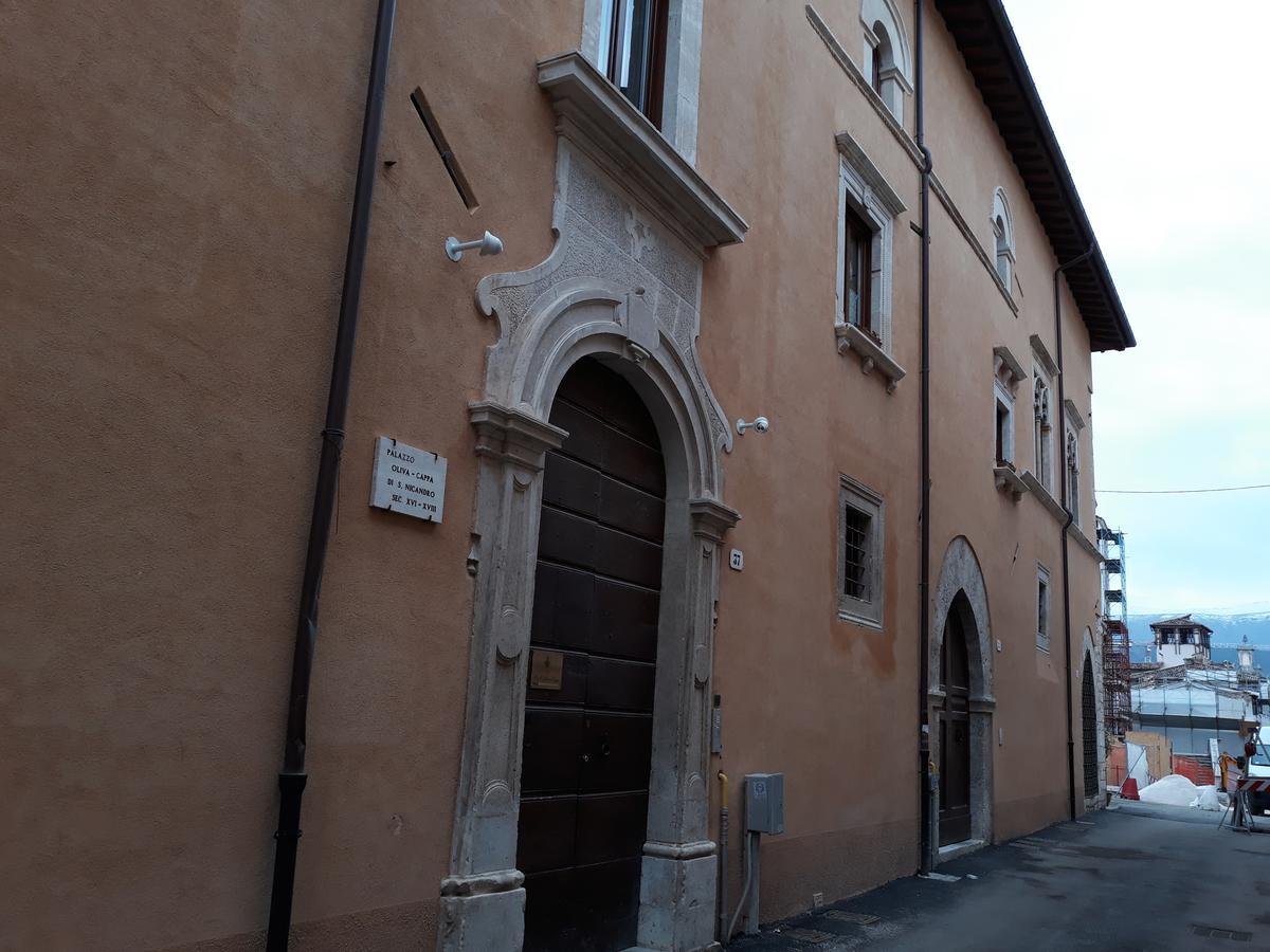 B&B Palazzo Cappa LʼAquila Екстериор снимка
